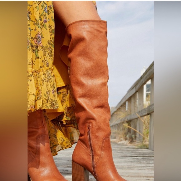 Free People Riley tall slouch boots pebble leather size 39, 8.5-9 - Picture 1 of 16